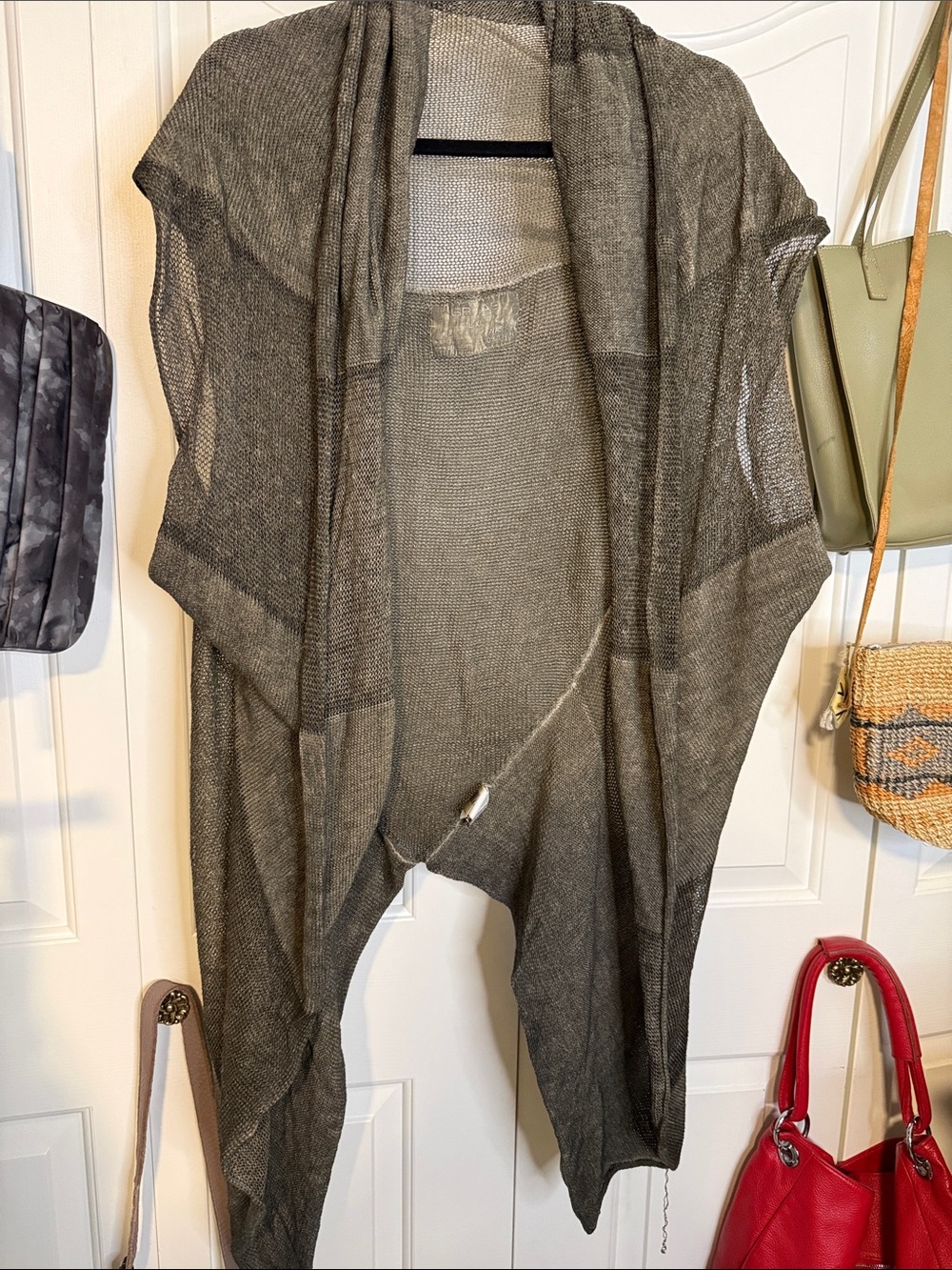 Grizas loose knit Open-Front Shrug